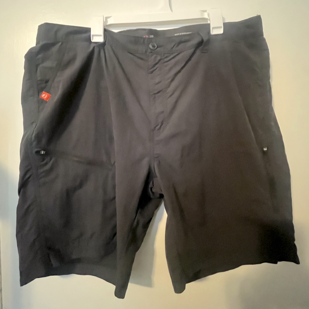 The American Outdoorsman Men’s Nylon Hiking Shorts